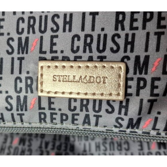 STELLA & DOT Blush Camo Camouflage “Crush It” Backpack Clean 2 Compartment - Picture 10 of 11